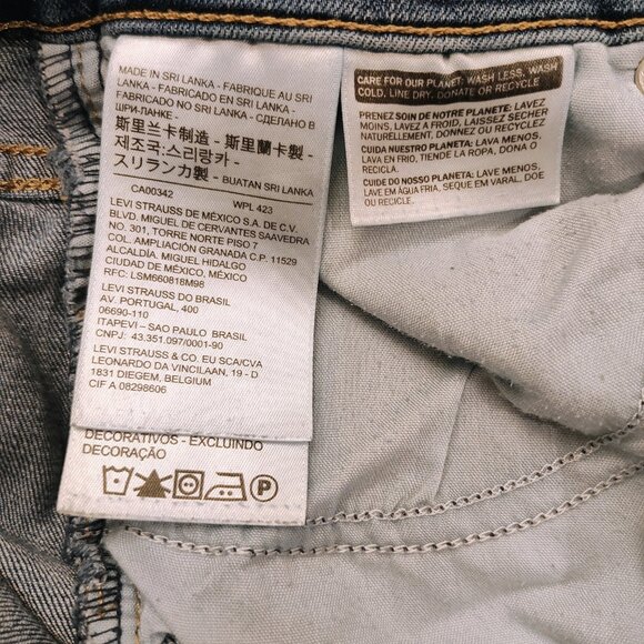 Levi's 725 High Rise Bootcut, Size 28, Gently Used - Picture 5 of 5
